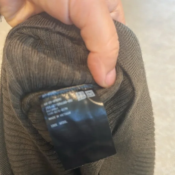 Uniqlo Merino Ribbed Sweater | Half Sleeve - Picture 6 of 6